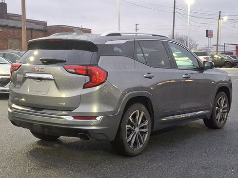 Used 2019 GMC Terrain Denali w/ Advanced Safety Package image 4