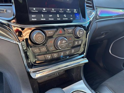 Certified 2019 Jeep Grand Cherokee SRT w/ Trailer Tow Group IV image 35