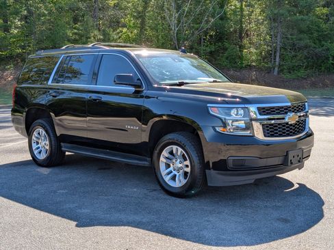 Used 2019 Chevrolet Tahoe LT image 11