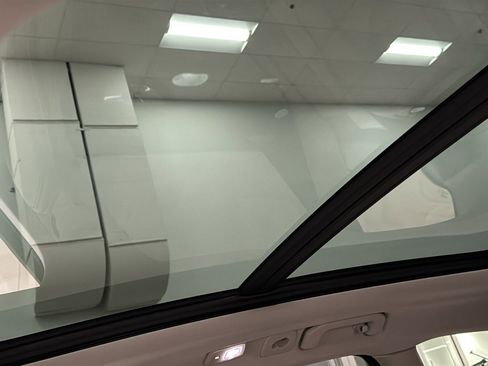 New 2026 Volvo XC60 B5 Ultra w/ Climate Package image 25