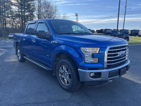 Used 2015 Ford F150 XLT w/ Equipment Group 302A Luxury image 7