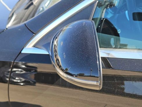 Used 2025 Mercedes-Benz C 300 Sedan image 11