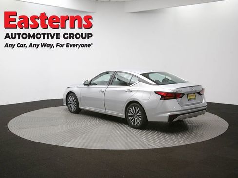 Used 2023 Nissan Altima 2.5 SV image 63