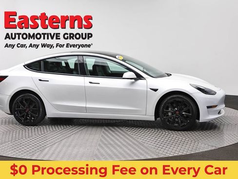 Used 2023 Tesla Model 3 Standard Range RWD image 4