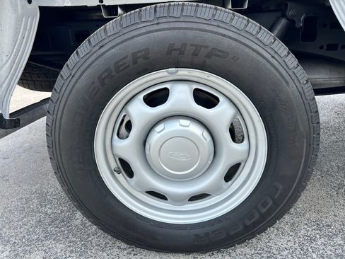 Used 2023 Ford F150 XL RWD image 10