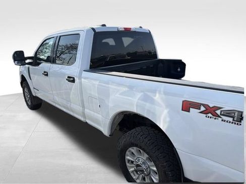 Used 2022 Ford F250 XLT w/ XLT Value Package AWD/4WD image 16