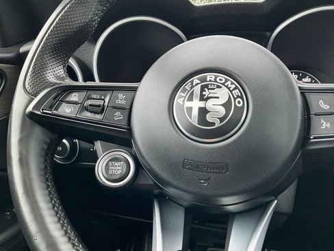 Used 2022 Alfa Romeo Stelvio Ti w/ Active Assist Plus Package image 19