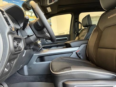New 2026 RAM 1500 Laramie AWD/4WD image 13