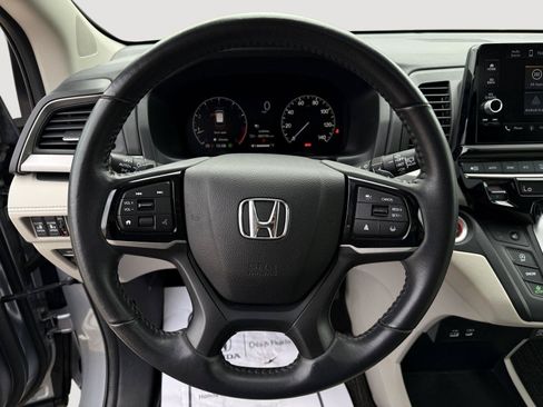Certified 2025 Honda Odyssey EX-L image 19