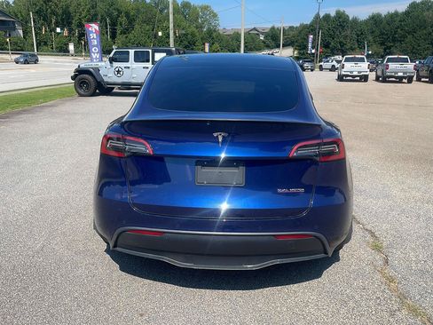 Used 2022 Tesla Model Y Performance AWD/4WD image 4