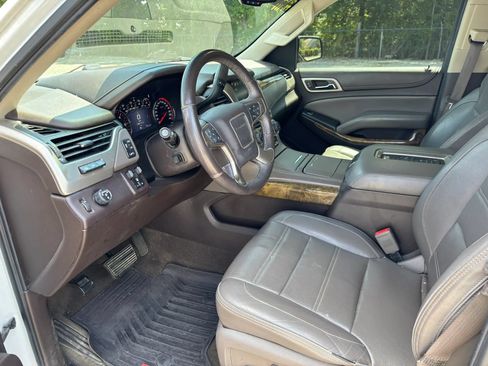 Used 2016 GMC Yukon Denali w/ Open Road Package RWD image 10