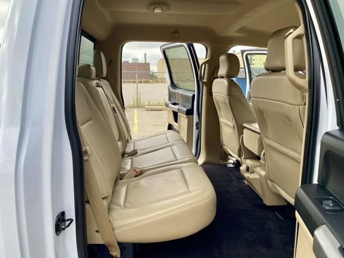 Used 2017 Ford F150 Lariat w/ Equipment Group 501A Mid image 9