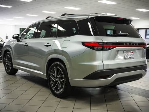 Certified 2025 Lexus TX 350 FWD w/ Technology Package image 8