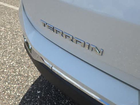 Used 2020 GMC Terrain SLT w/ Preferred Package AWD/4WD image 12