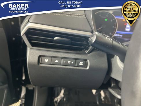 Used 2022 Nissan Altima 2.5 SV w/ SV Premium Package image 17