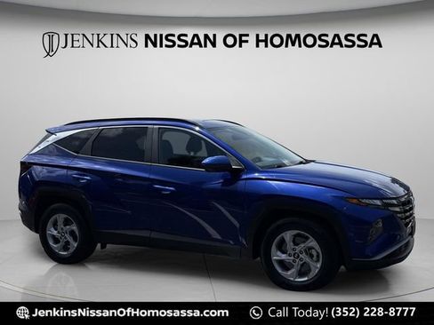 Used 2024 Hyundai Tucson SEL FWD image 2