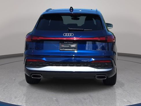Certified 2025 Audi Q5 Prestige AWD/4WD image 6