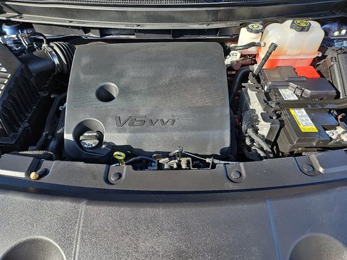 Certified 2023 Chevrolet Traverse LT w/ LT Premium Package image 28