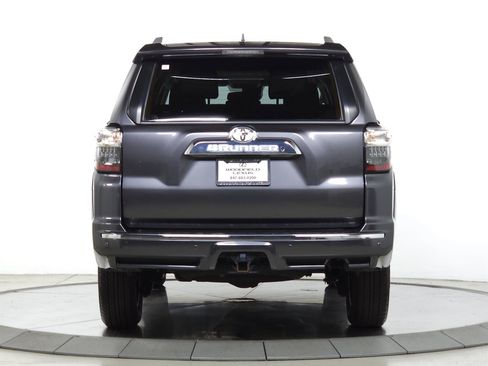 Used 2023 Toyota 4Runner Limited AWD/4WD image 7