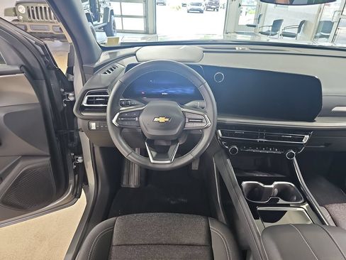 Certified 2024 Chevrolet Traverse LT AWD/4WD image 23