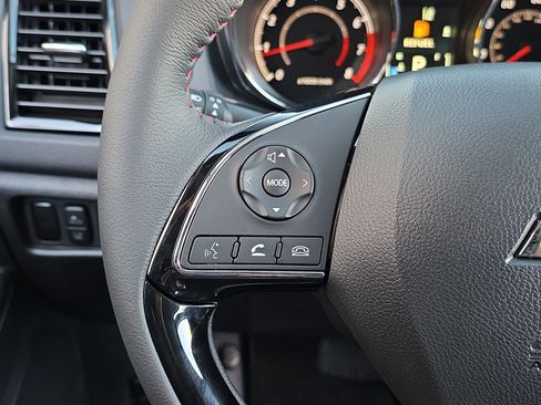 New 2026 Mitsubishi Outlander Sport LE AWD/4WD image 15