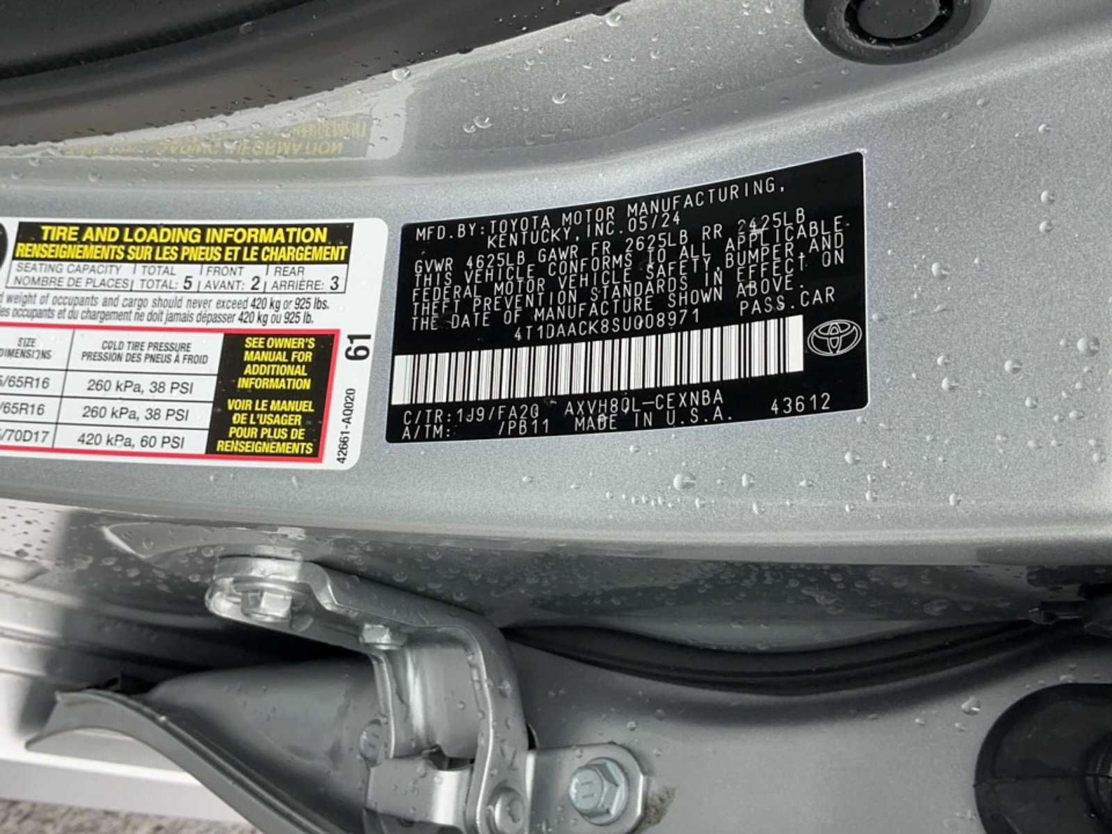 Used 2025 Toyota Camry LE FWD image 14