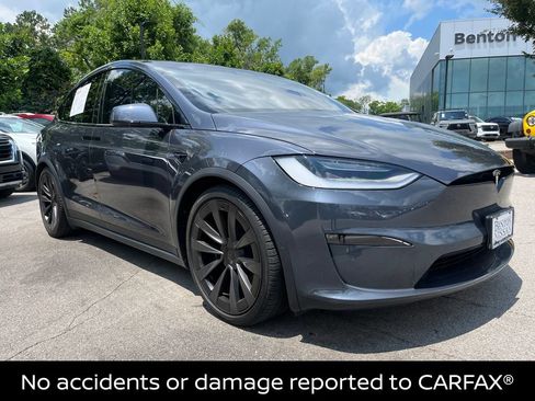 Used 2022 Tesla Model X Plaid AWD/4WD image 3