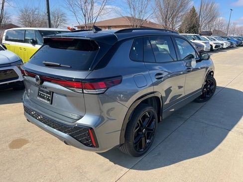 New 2026 Volkswagen Tiguan SE R-Line image 6