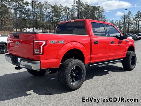 Used 2017 Ford F150 XLT image 3