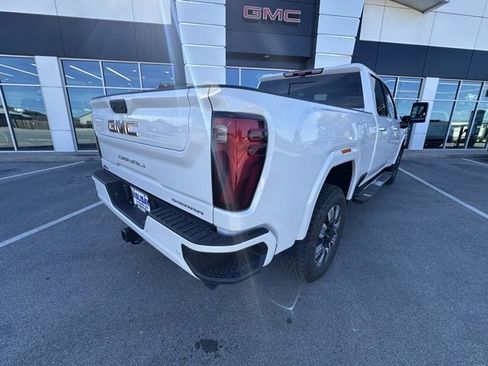 New 2026 GMC Sierra 2500 Denali w/ Denali Reserve Package image 5