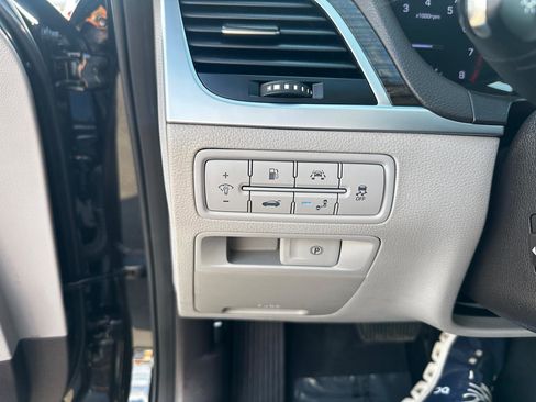 Used 2019 Genesis G80 3.8 AWD/4WD image 15