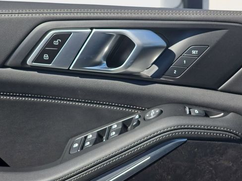 Used 2024 BMW X5 xDrive50e w/ Parking Assistance Package image 32