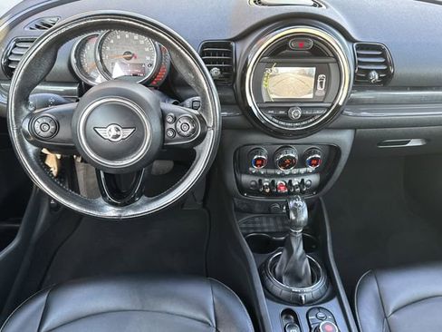 Used 2017 MINI Cooper Clubman ALL4 image 11