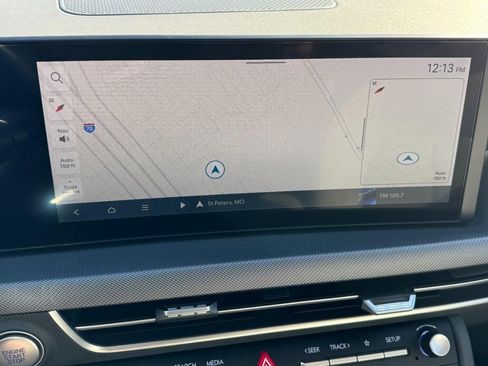 Certified 2024 Hyundai Sonata SEL w/ Convenience Package image 21