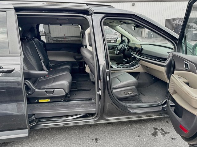 Certified 2026 Kia Carnival EX FWD image 35