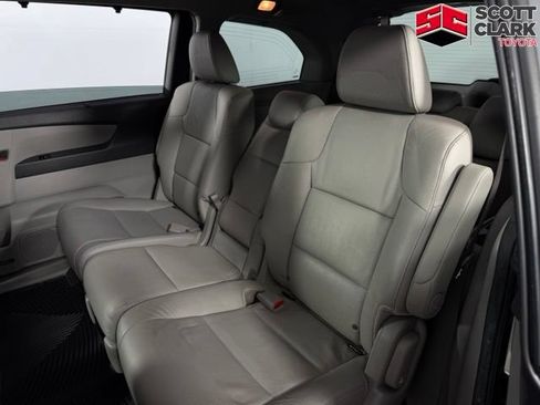 Used 2016 Honda Odyssey EX-L image 15