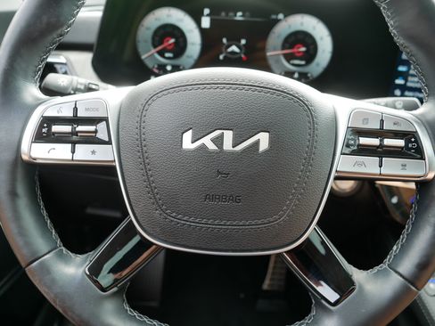 Certified 2024 Kia Telluride SX Prestige AWD/4WD image 25