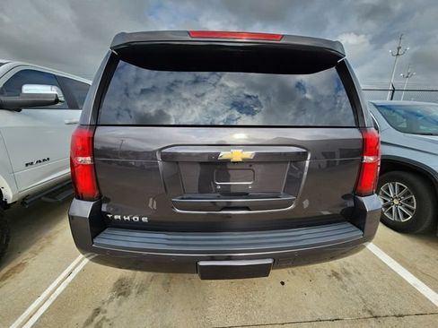 Used 2018 Chevrolet Tahoe LT w/ LT Signature Package AWD/4WD image 5