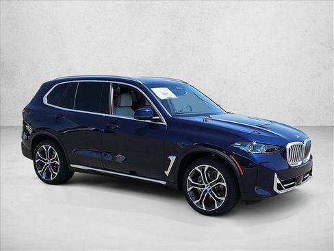 New 2026 BMW X5 xDrive40i w/ Climate Comfort Package AWD/4WD image 7