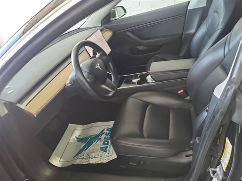 Used 2019 Tesla Model 3 Standard Range Plus RWD image 6