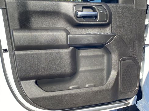 Used 2024 Chevrolet Silverado 3500 W/T image 25