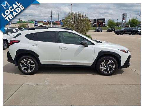 Used 2024 Subaru Crosstrek 2.0i Premium image 5