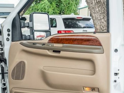 Used 2001 Ford F350 Lariat AWD/4WD image 38