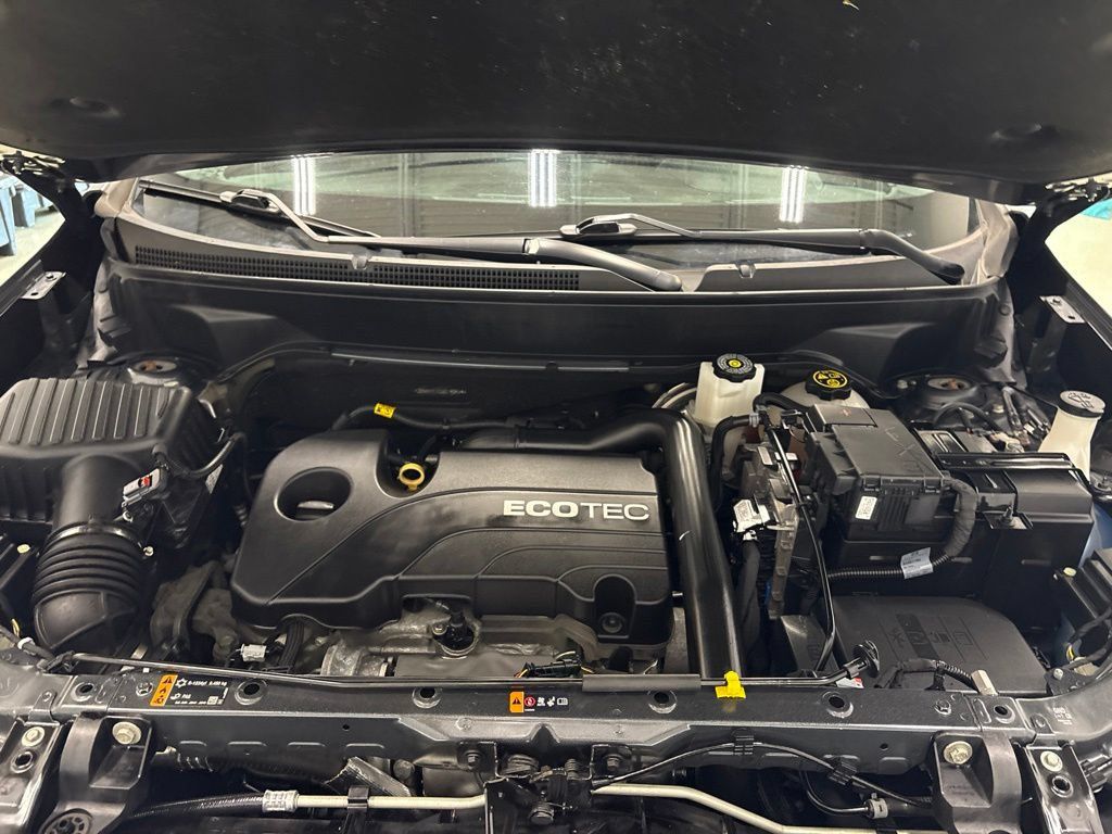 Used 2021 Chevrolet Equinox Premier AWD/4WD image 10