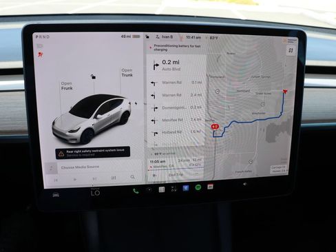 Used 2021 Tesla Model Y Long Range AWD/4WD image 16