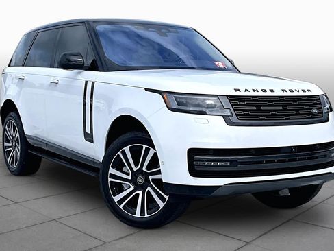 Used 2023 Land Rover Range Rover SE AWD/4WD image 3