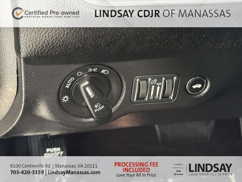 Used 2022 Dodge Challenger R/T RWD image 29