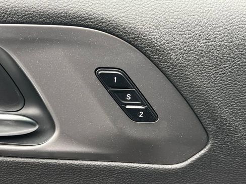 New 2026 Chrysler Pacifica Select image 16