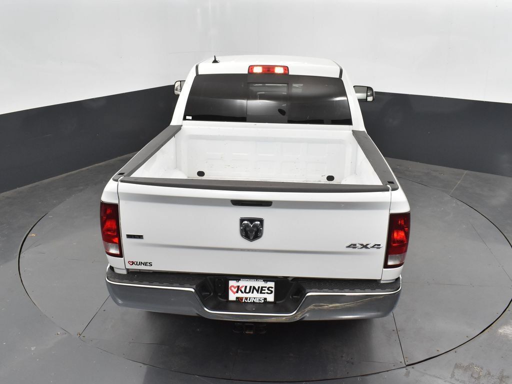 Used 2023 RAM 1500 Classic SLT w/ Trailer & Traction Group AWD/4WD image 33