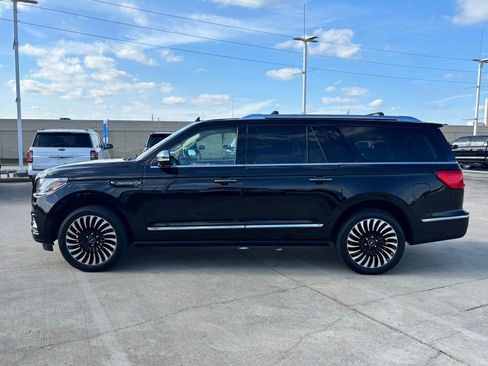 Used 2020 Lincoln Navigator L Black Label w/ Cargo Convenience Package image 7